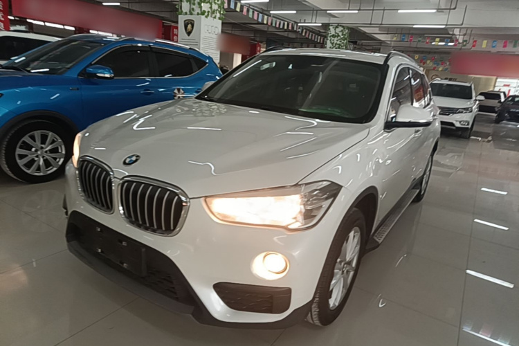 BMW X1 2018 car image #2