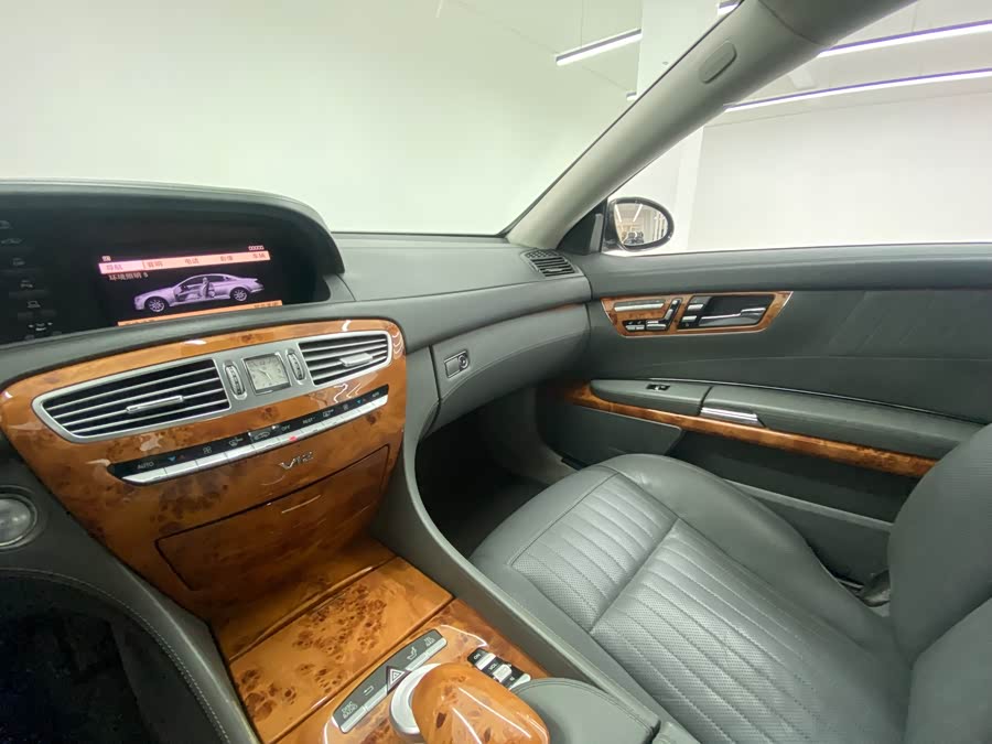 Mercedes-Benz CL Class 2010 #17 Mercedes-Benz CL Class 2010 car image #17