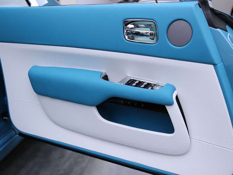 Rolls-Royce Wraith 2023 car image #17