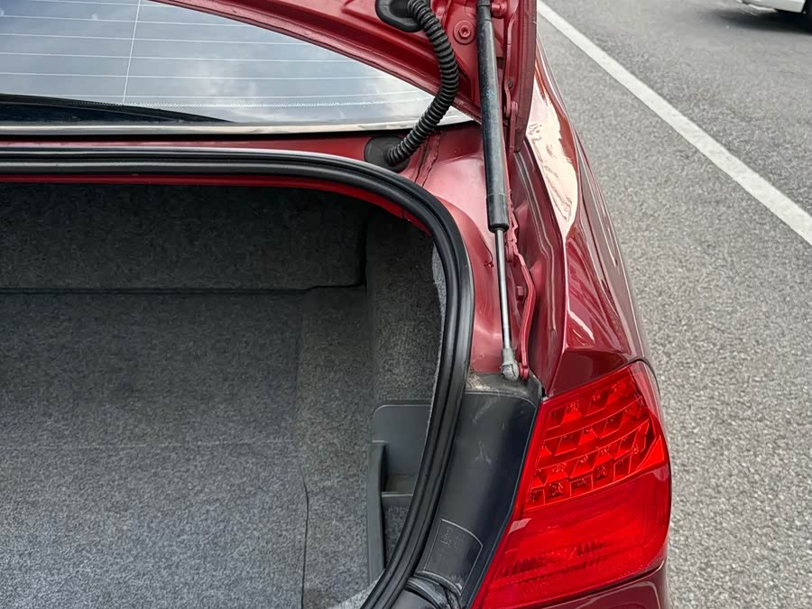 BMW 3 Series (Imported) 2012 imagen de coche #17