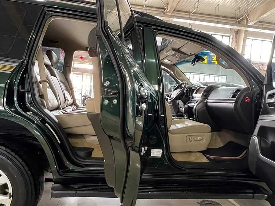 丰田 兰德酷路泽 2011 汽车图片 #17