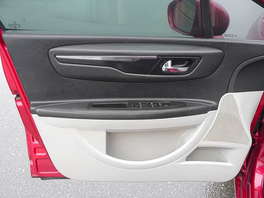 Citroen C-Quatre 2012 car image #17