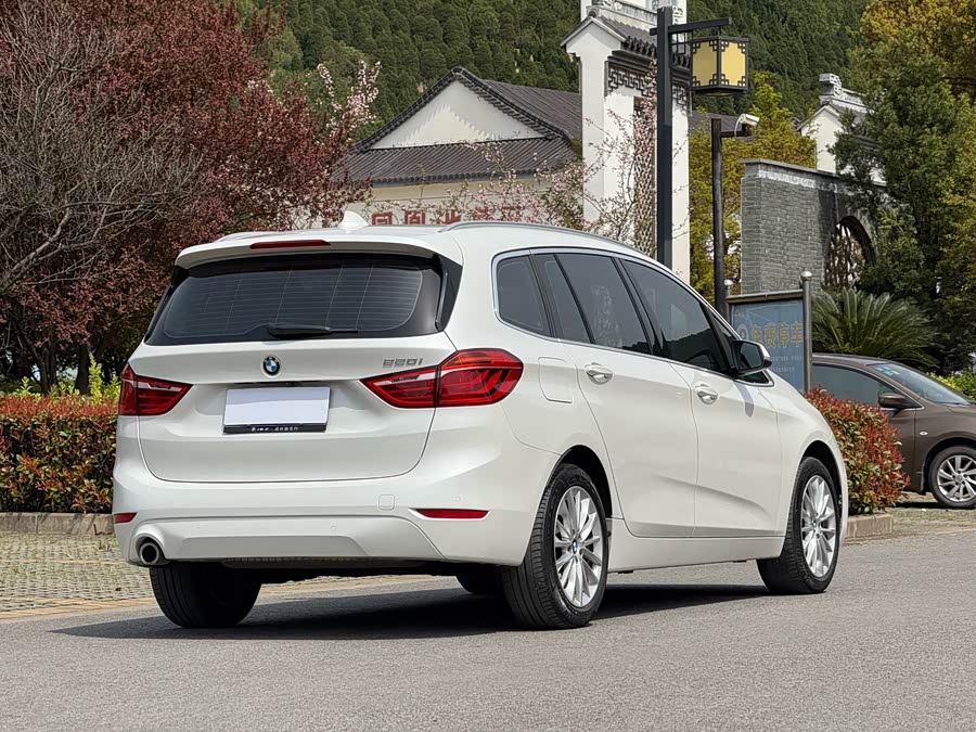 BMW 2 Series Gran Tourer 2021 car image #17