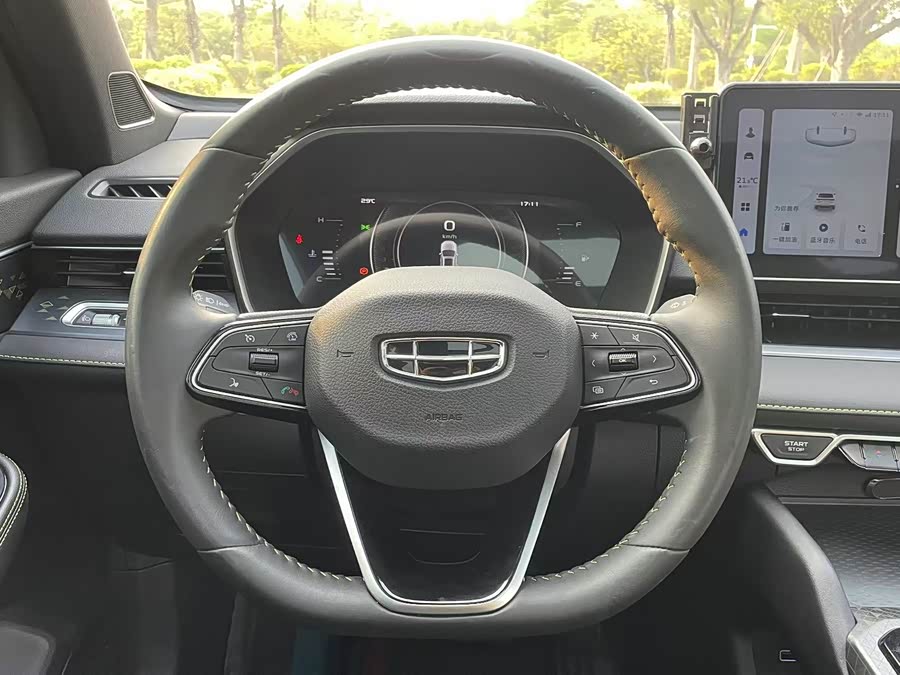 GEELY Monjaro MHEV 2024 car image #17