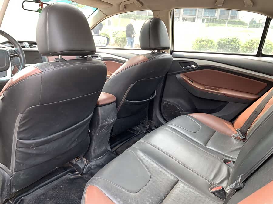 BYD G5 2015 car image #17