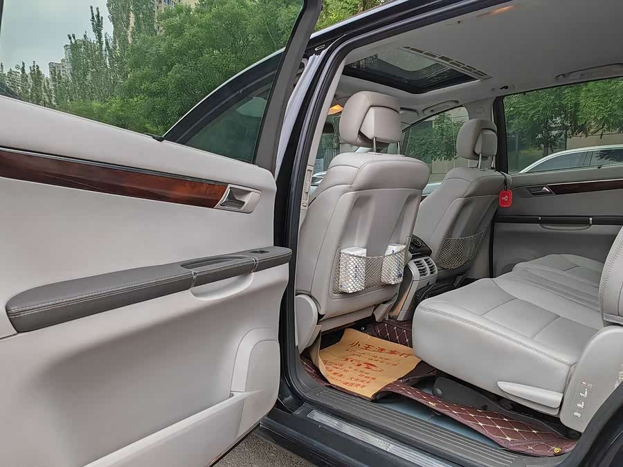 Mercedes-Benz R Class 2012 #17 Mercedes-Benz R Class 2012 car image #17