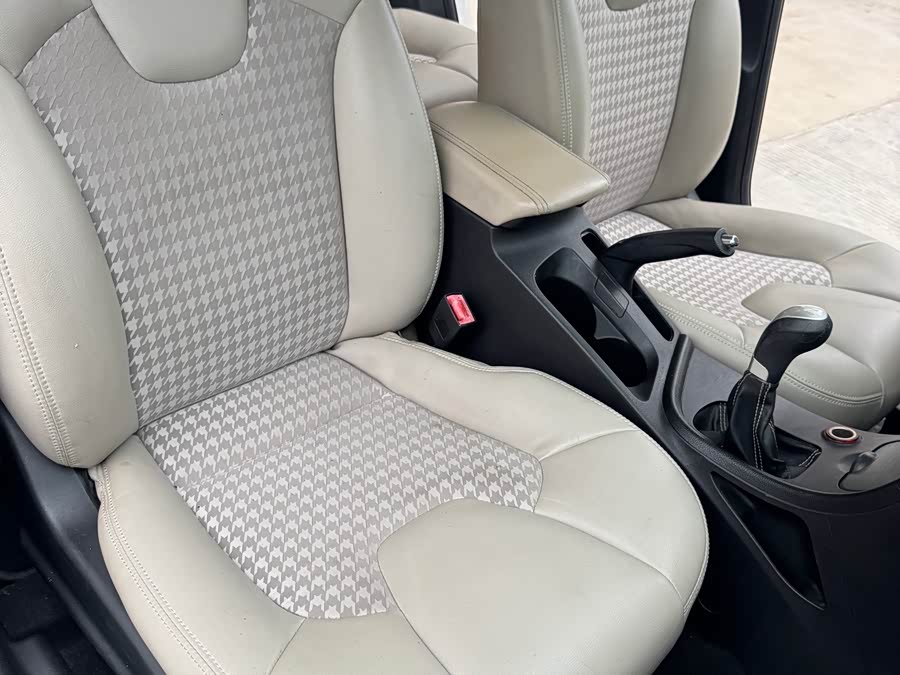 GAC Trumpchi GA3S 2017 car image #17