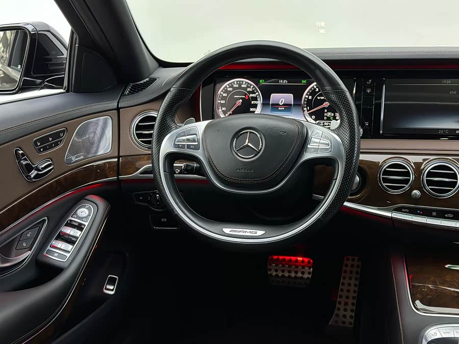 Mercedes-Benz S AMG 2015 #17 Mercedes-Benz S AMG 2015 изображение автомобиля #17