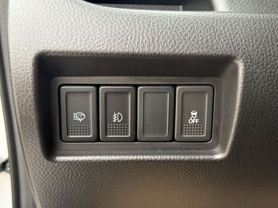 铃木 速翼特 2016 汽车图片 #17