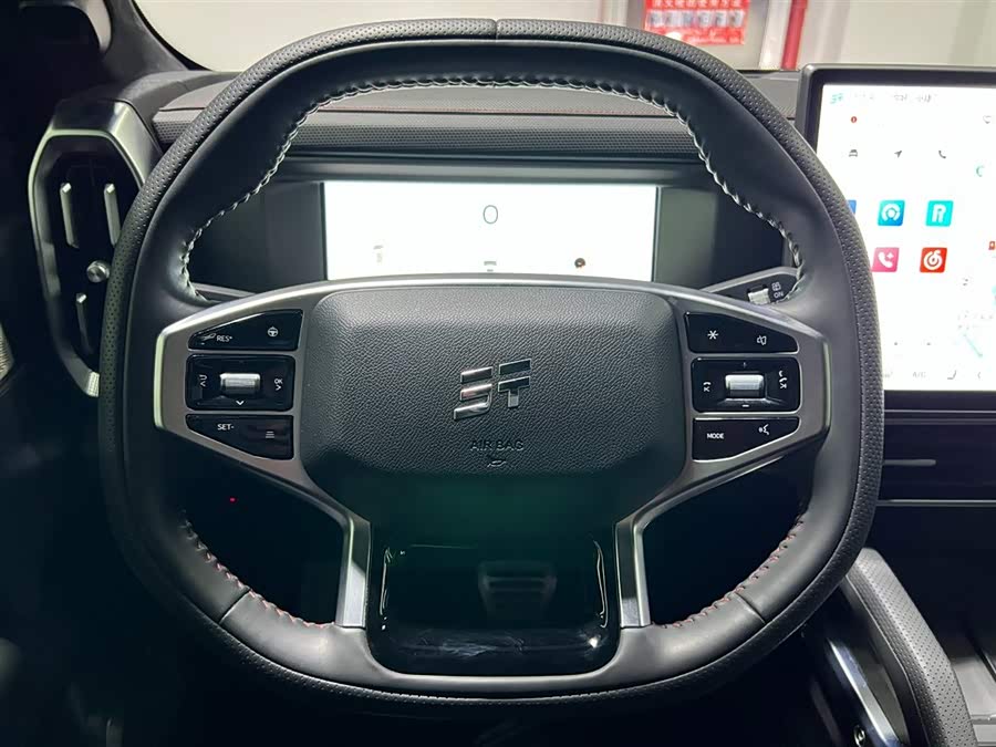 Jetour Traveller 2025 car image #17