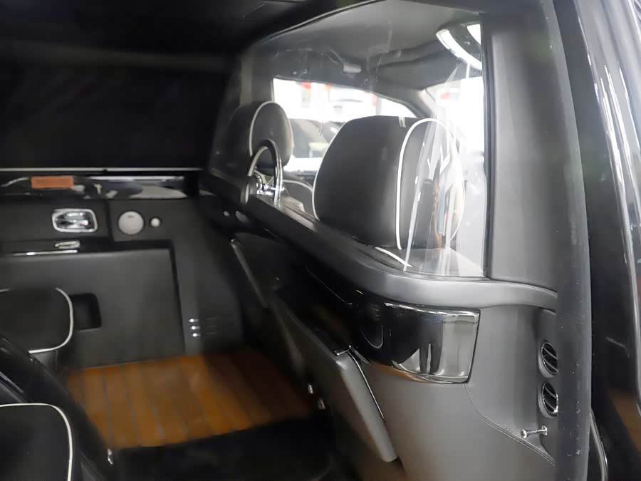 劳斯莱斯 幻影 2008 汽车图片 #17