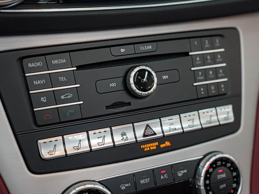 Mercedes-Benz SL Class 2019 #17 Mercedes-Benz SL Class 2019 car image #17