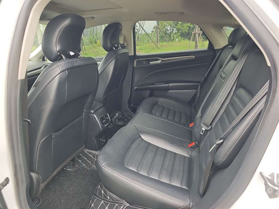 Ford Mondeo 2019 #17 Ford Mondeo 2019 car image #17
