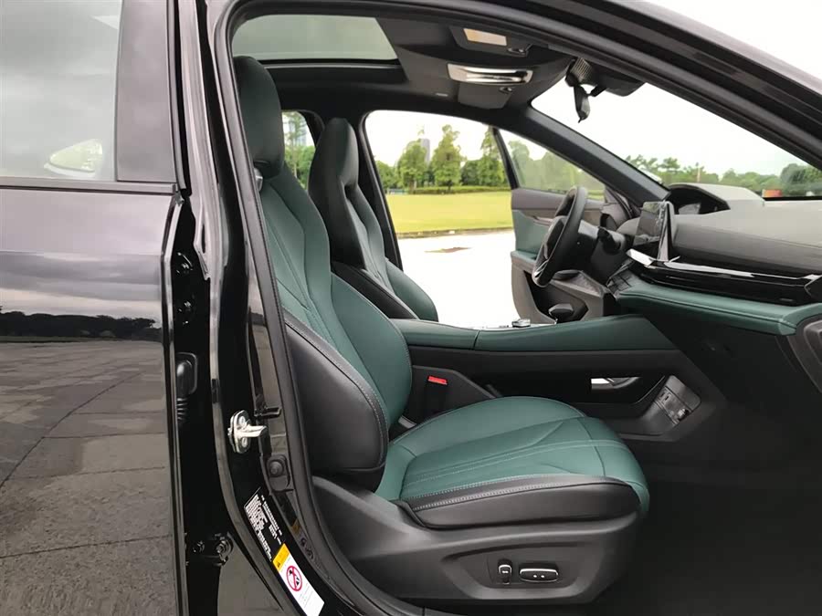 Changan UNI-V iDD 2024 #17 Changan UNI-V iDD 2024 car image #17