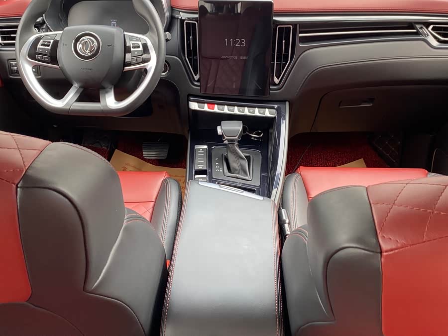 Forthing T5 2019 #17 Forthing T5 2019 immagine di auto #17