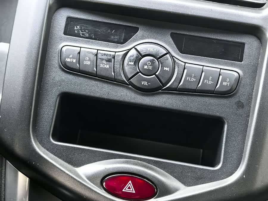 Changan BenBen EV 2019 car image #17