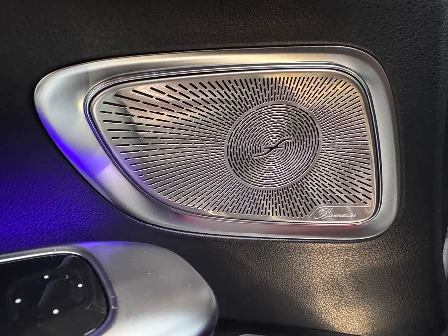 Mercedes-Benz C AMG New Energy 2024 изображение автомобиля #17