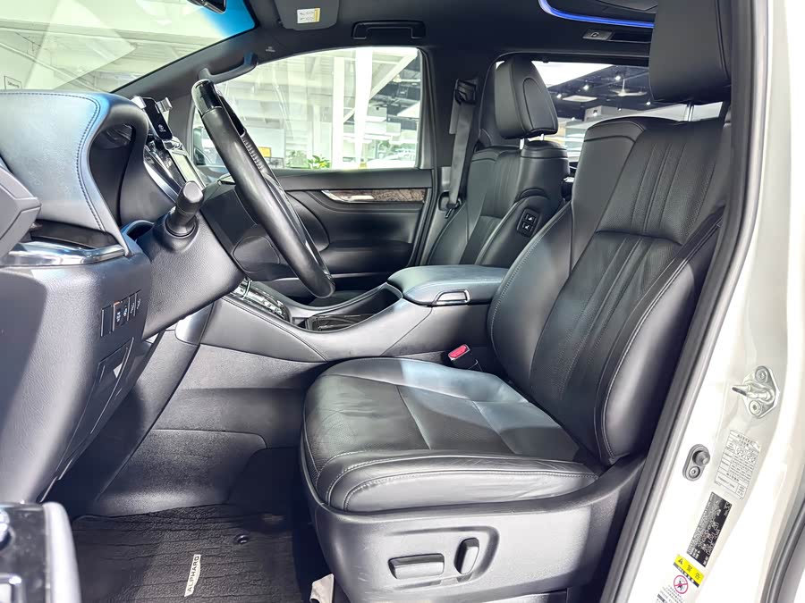 Toyota Alphard 2020 #17 Toyota Alphard 2020 car image #17