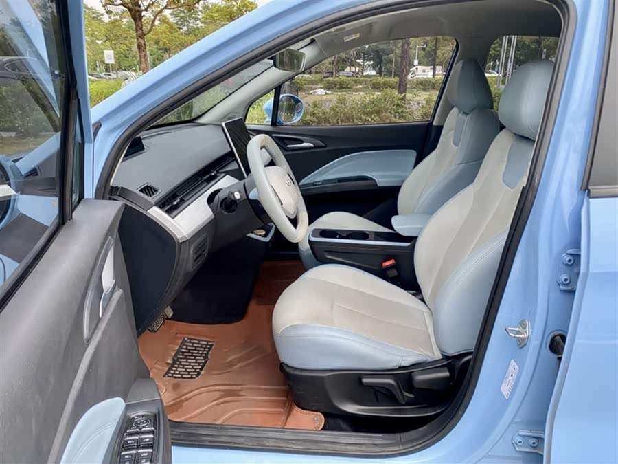 哪吒汽车 哪吒AYA 2023 #17 哪吒汽车 哪吒AYA 2023 汽车图片 #17