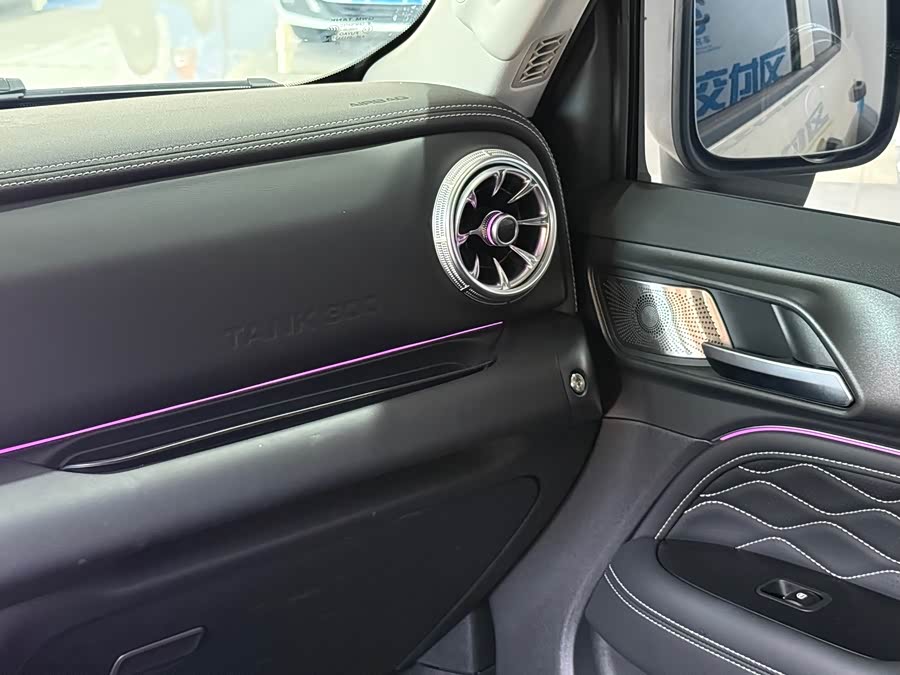 Tank 300 New Energy 2025 #17 Tank 300 New Energy 2025 car image #17