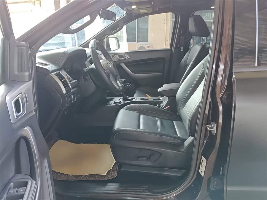 Ford Everest 2018 #17 Ford Everest 2018 car image #17