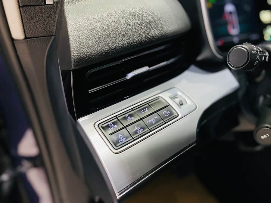 荣威 荣威iMAX8 2021 汽车图片 #17