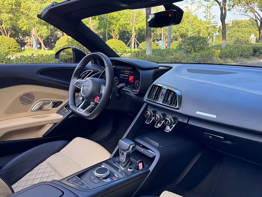 BMW 1 Series (Imported) 2020 #17 BMW 1 Series (Imported) 2020 car image #17