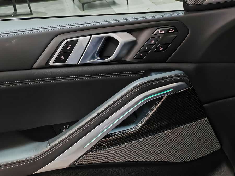 BMW X6 M 2021 car image #17