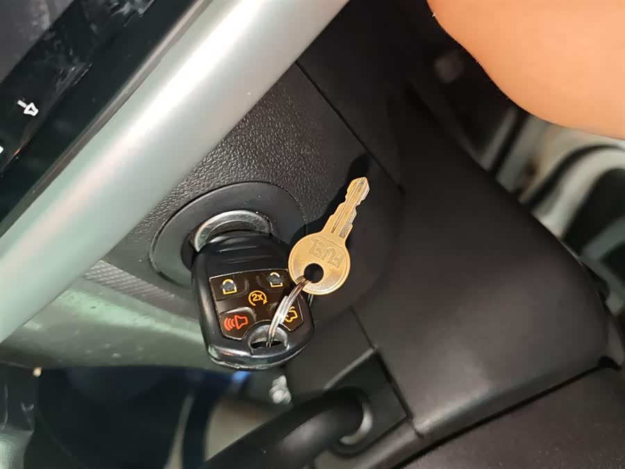 Ford Edge (Imported) 2014 immagine di auto #17