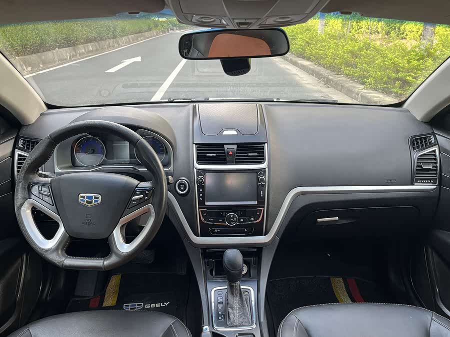 GEELY Emgrand 2015 car image #17
