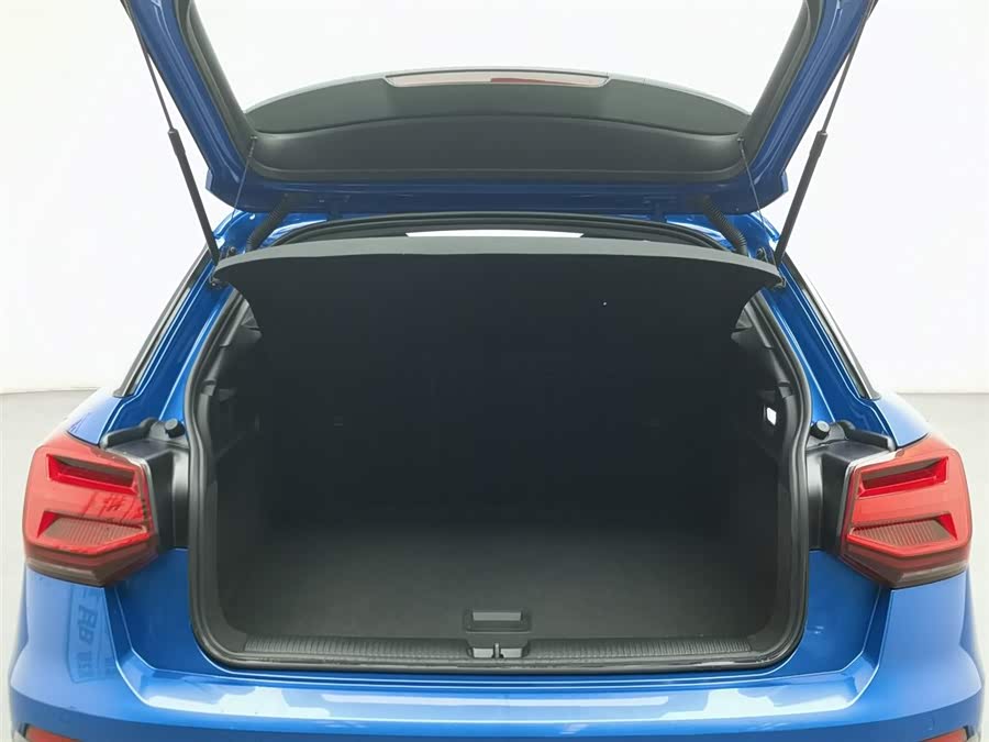 Audi Q2L e-tron 2020 #17 Audi Q2L e-tron 2020 صورة سيارة #17