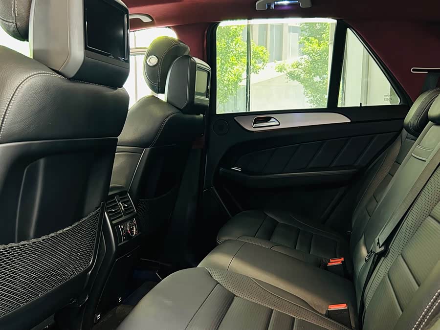 Mercedes-Benz M AMG 2015 image de voiture #17