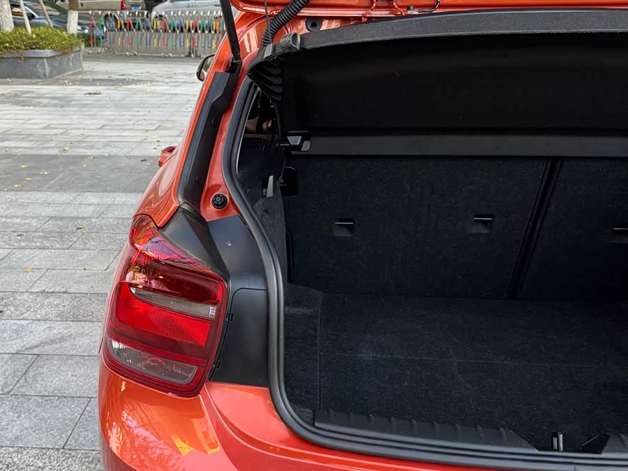 BMW 1 Series (Imported) 2015 car image #17