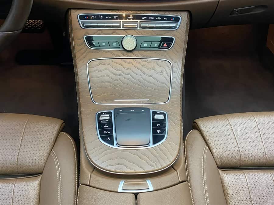 Mercedes-Benz E Class 2022 car image #17