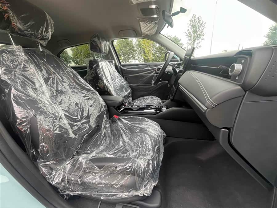 Honda e:NP1 2025 car image #17