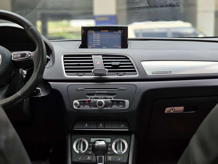 Audi Q3 (Imported) 2013 immagine di auto #17