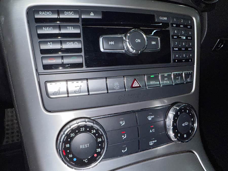 Mercedes-Benz SLK Class 2014 car image #17