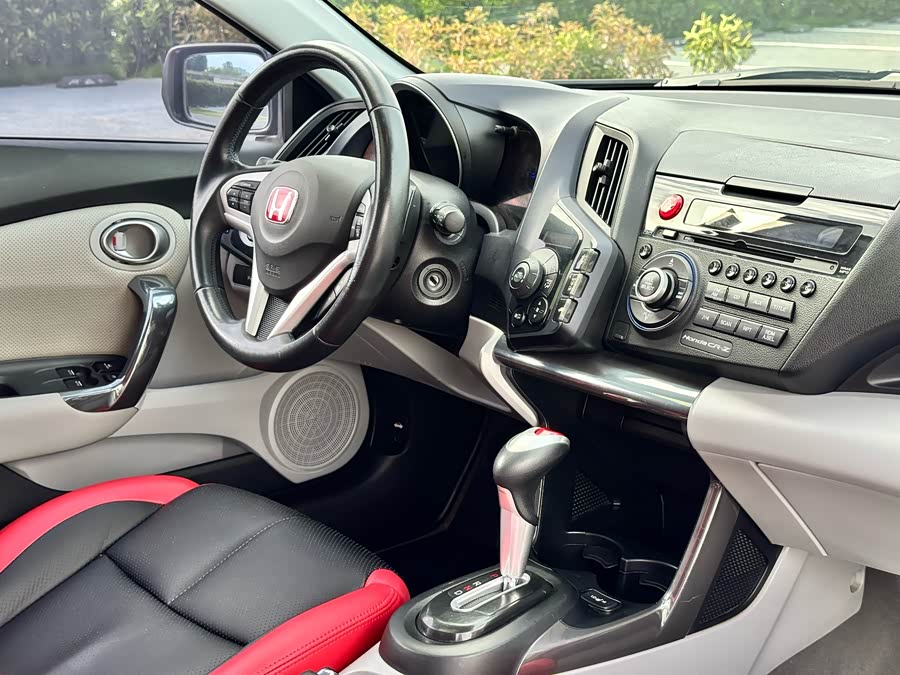 Honda CR-Z 2013 car image #17