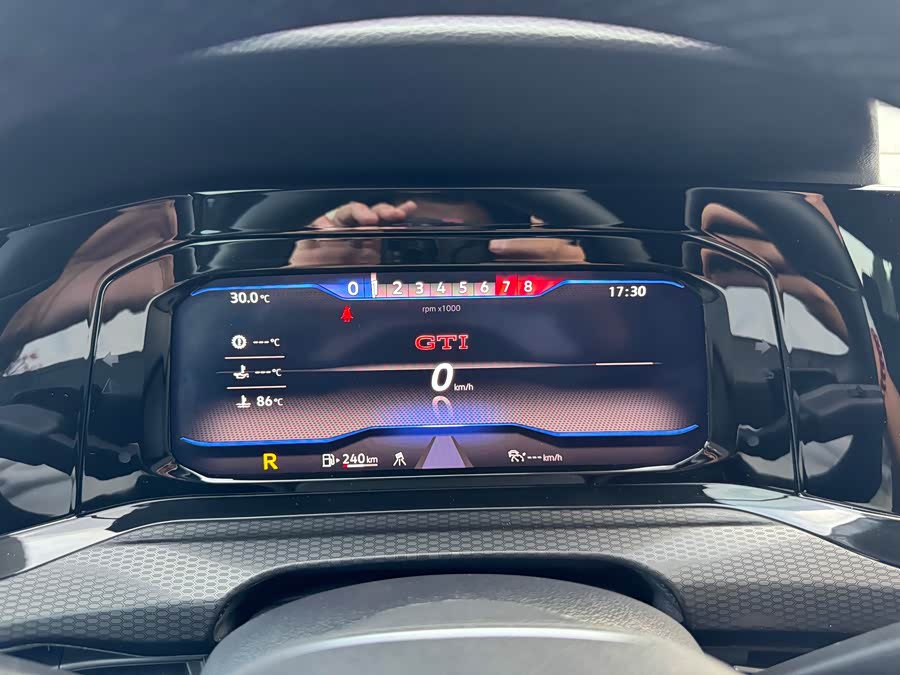 Volkswagen GolfGTI 2022 car image #17