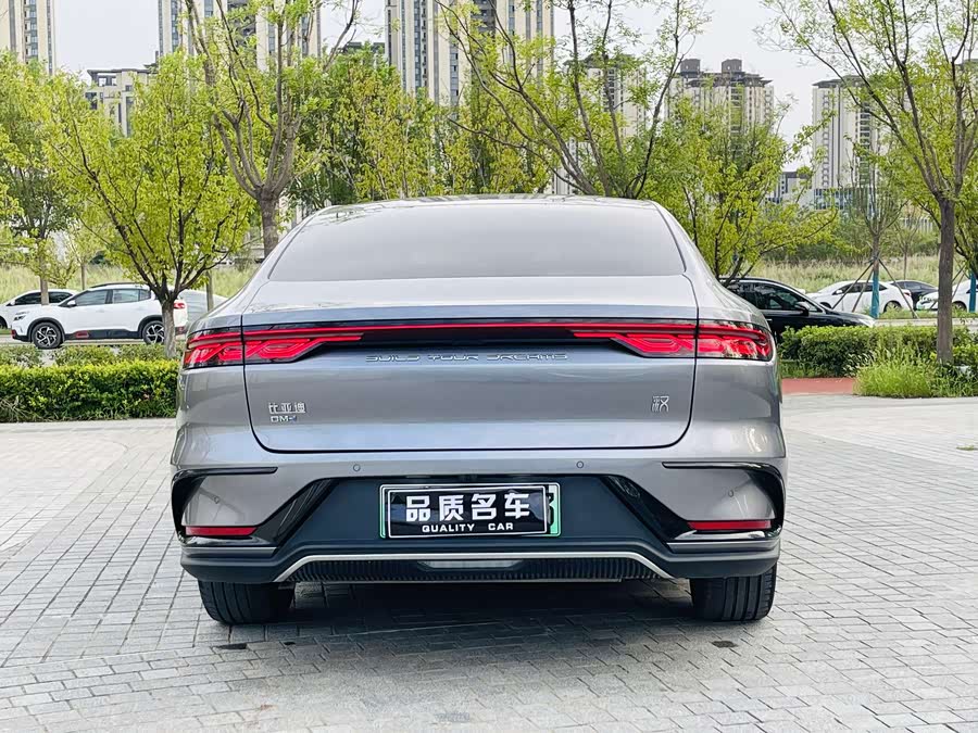 BYD Han 2023 car image #17