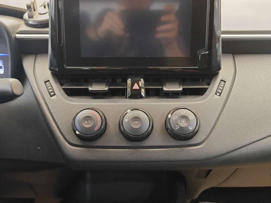 Toyota Corolla 2022 car image #17