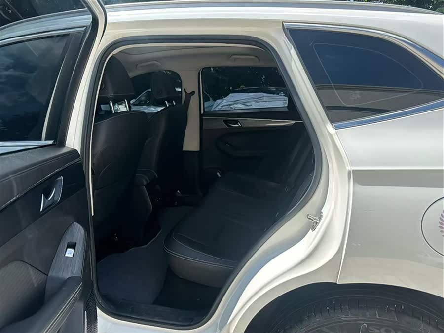 Haval Jolion 2021 #17 Haval Jolion 2021 car image #17