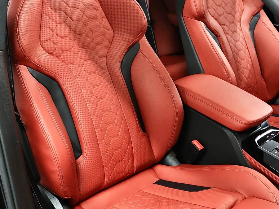 BMW X4 M 2023 #17 BMW X4 M 2023 car image #17