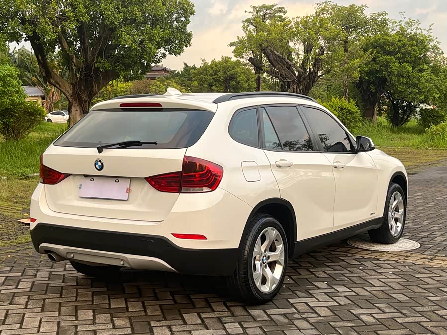 BMW X1 (Imported) 2012 صورة سيارة #17