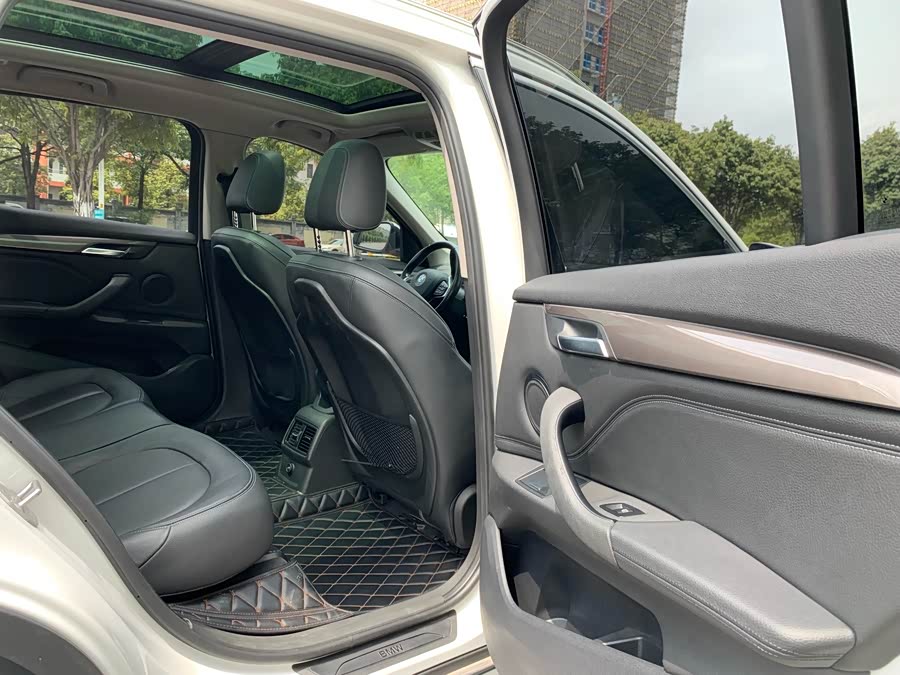 BMW X1 New Energy 2018 car image #17