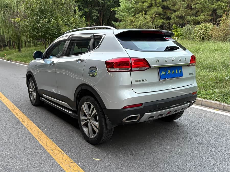 Haval H2s 2017 car image #17