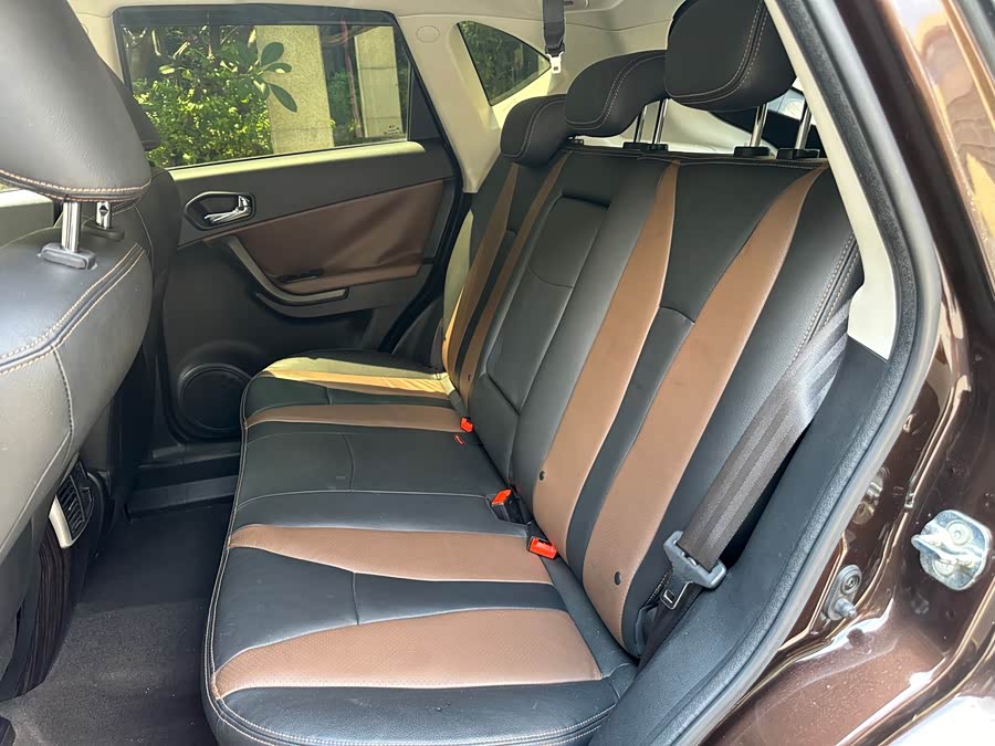 GAC Trumpchi GS5 Super 2016 car image #17