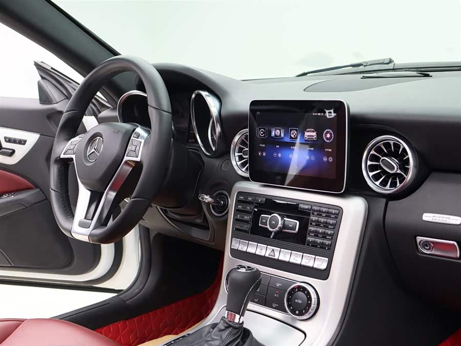 Mercedes-Benz SLK Class 2015 car image #17