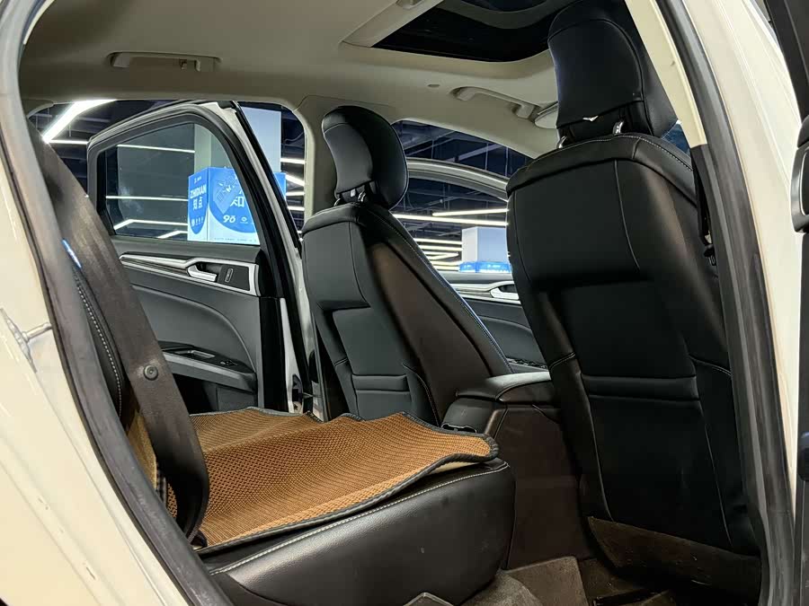 Ford Mondeo New Energy 2020 car image #17