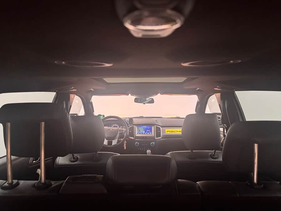 Ford Everest 2019 car image #17